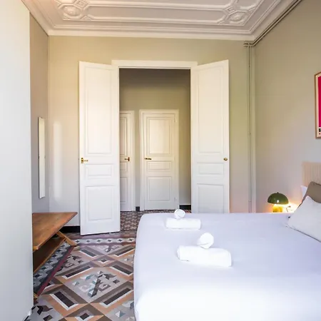 22dia1087- New 2br Flat In The Center! Barcelona