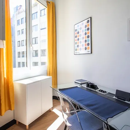22dia1087- New 2br Flat In The Center! דירה